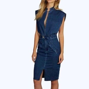 Boohoo Boutique Jessica Open Front Denim
Dress - M